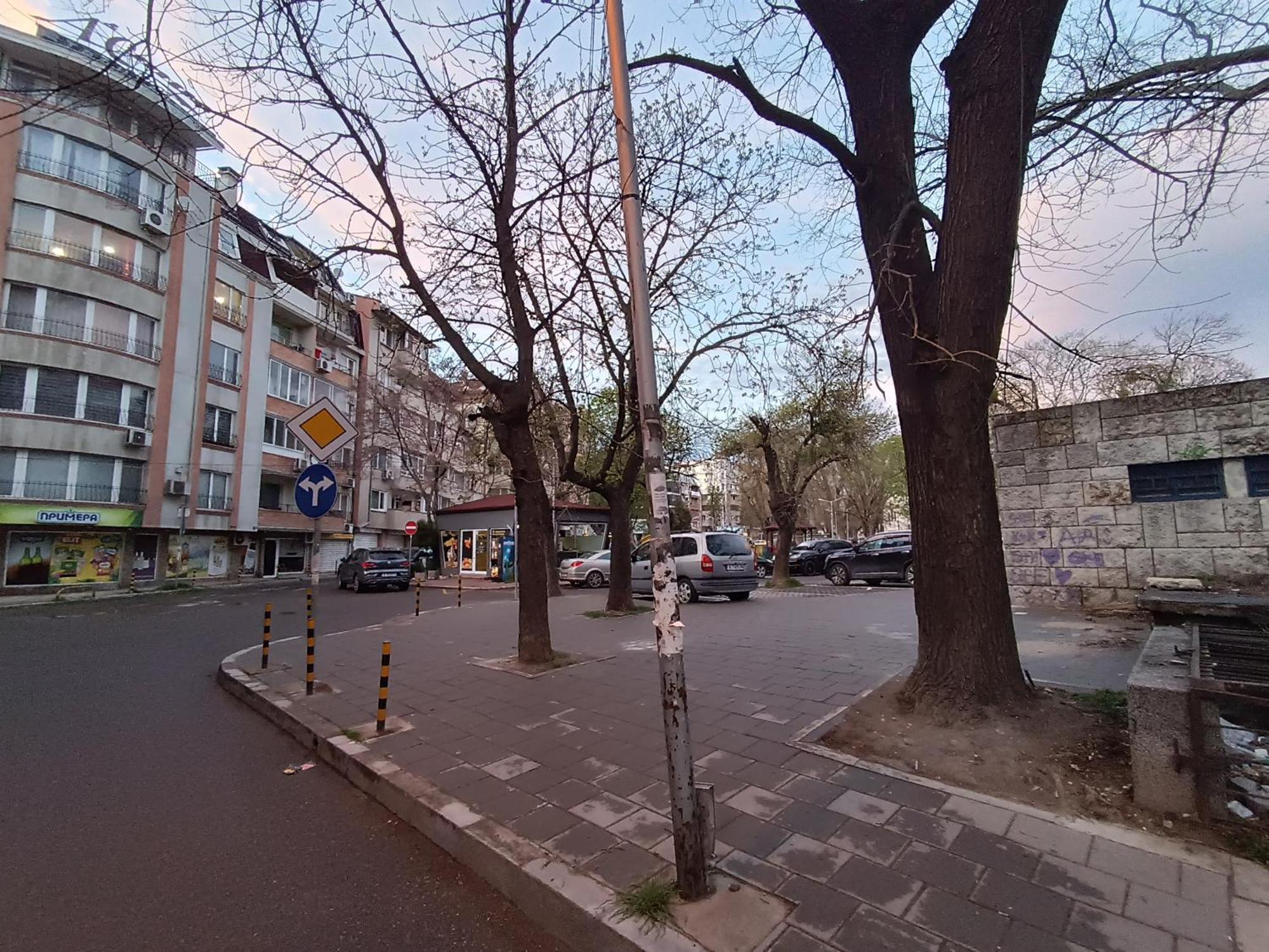Sunny 2-Bedroom Maisonette Varna & Parking Bagian luar foto